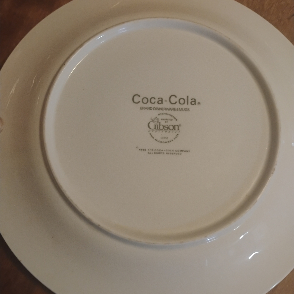 Coca Cola Checkered Dinner Plates Set Of 2 Red and Black - Picture 8 of 8